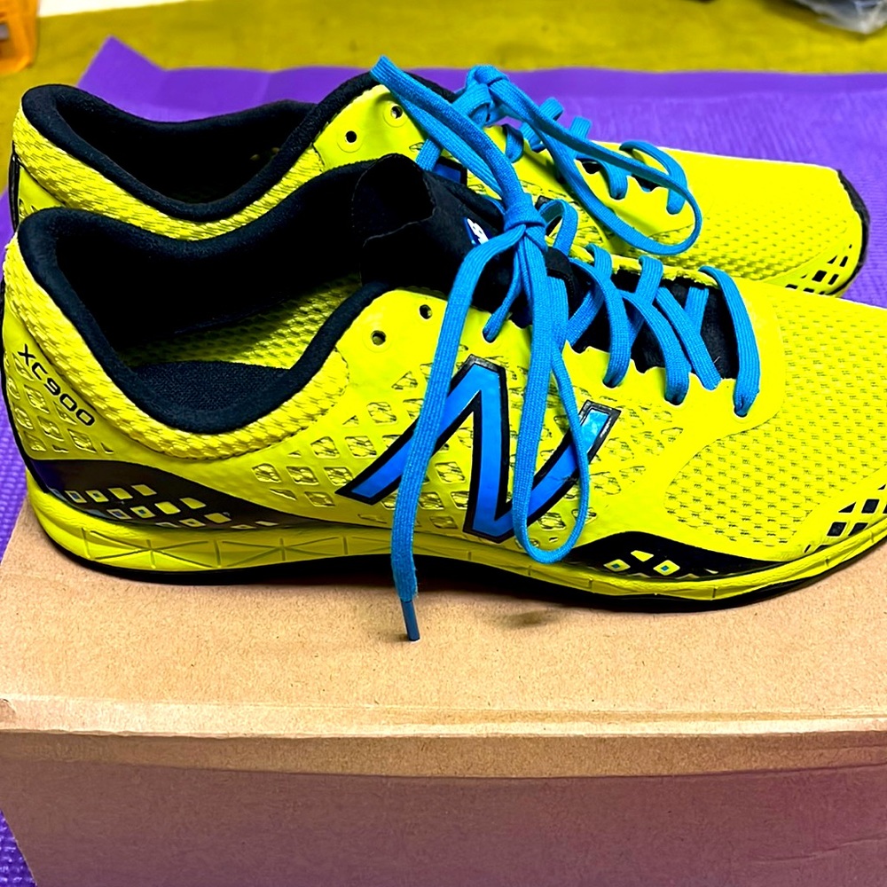 New Balance XC 900 spikes